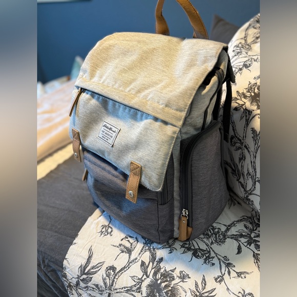 Eddie Bauer Cascade Back Pack Diaper Bag - Black/Gray - Picture 3 of 16